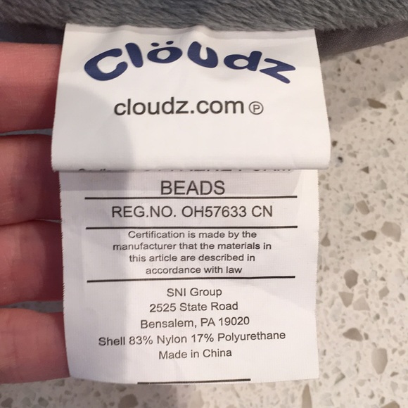 Cloudz Travel Neck Pillow Gray - Picture 3 of 4